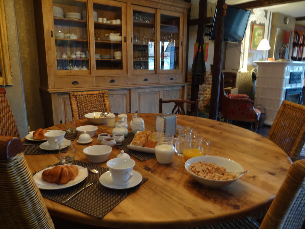 L'Art Du Temps Bed & Breakfast Montreuil  Exterior photo
